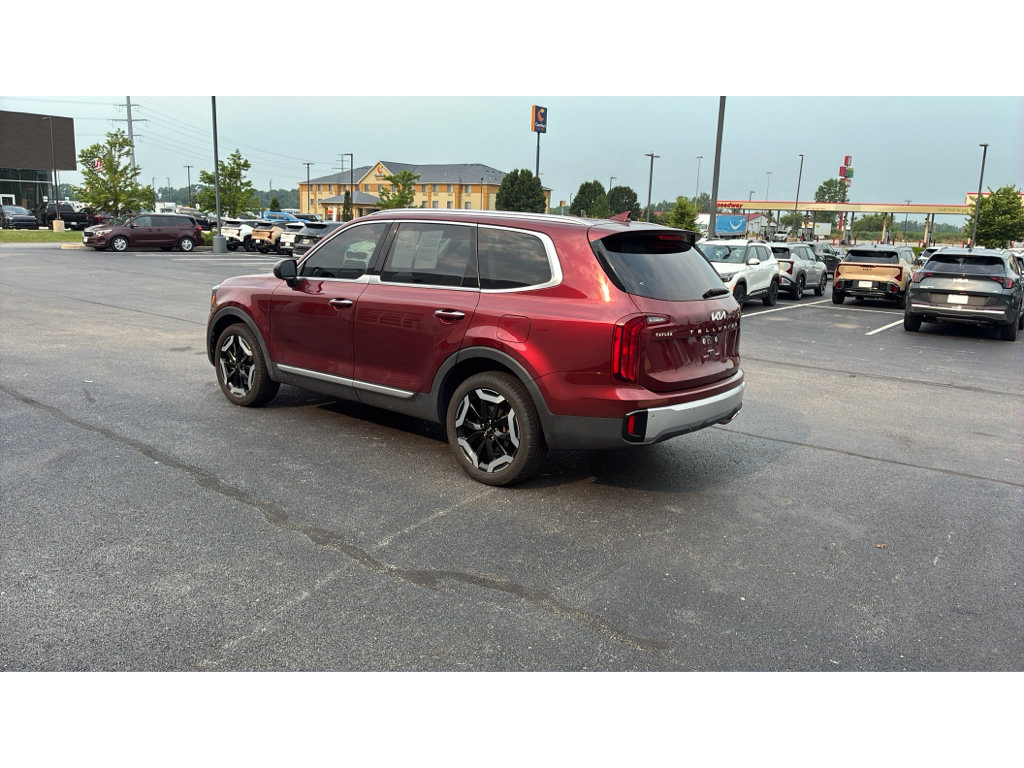 Used 2024 Kia Telluride S w/ S Sunroof Package AWD/4WD image 4