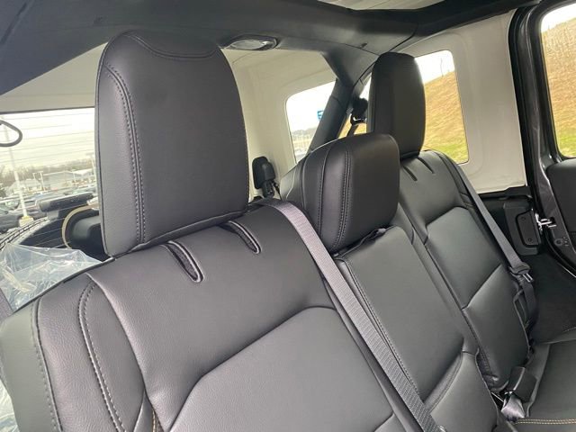 New 2026 Jeep Wrangler Sahara image 32