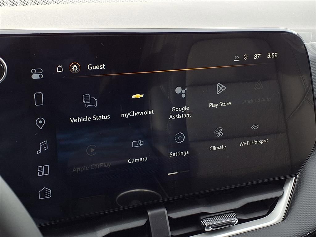 New 2026 Chevrolet Equinox LT w/ LPO, Floor Liner Package image 17