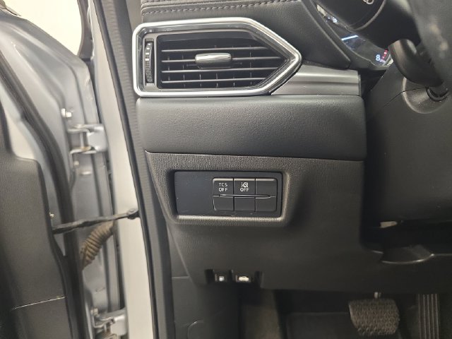 Used 2021 MAZDA CX-5 Touring FWD image 31