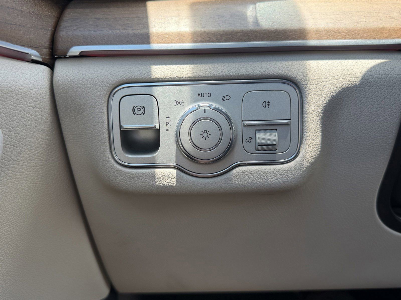 Used 2020 Mercedes-Benz GLE 350 image 29