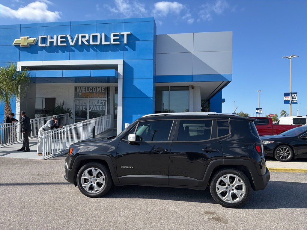 Used 2016 Jeep Renegade Limited image 5