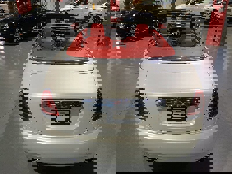 Used 2018 Rolls-Royce Dawn image 23