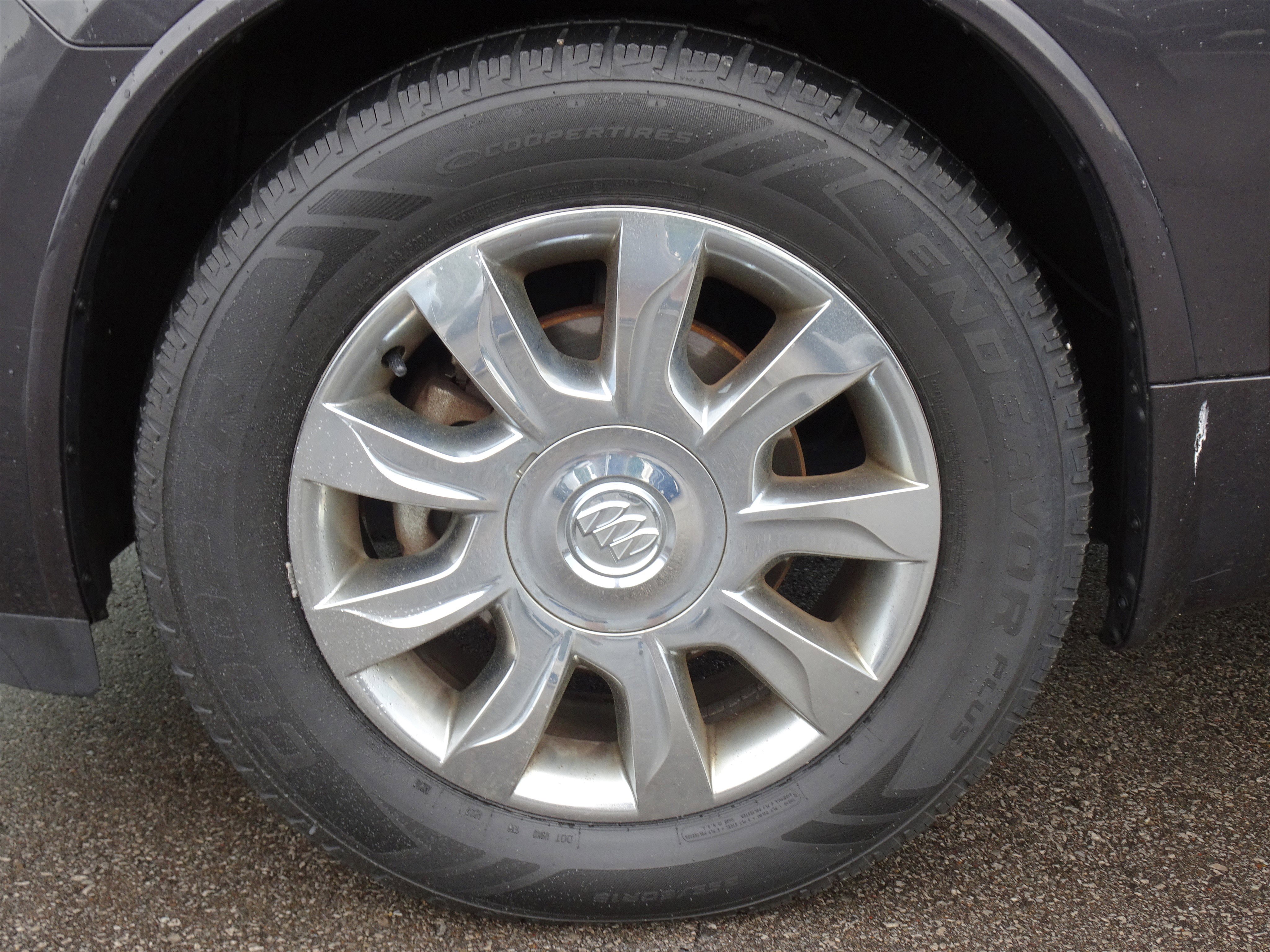 Used 2017 Buick Enclave Leather AWD/4WD image 27