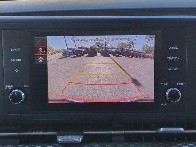 Used 2024 Kia Carnival LX image 24