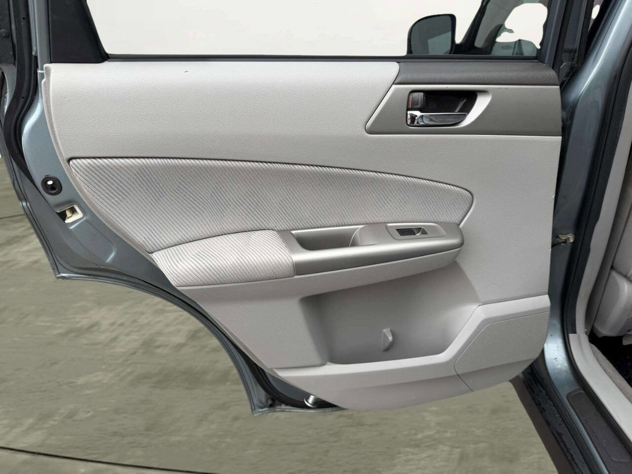 Used 2010 Subaru Forester 2.5X Premium w/ Popular Equipment Group 1A image 20