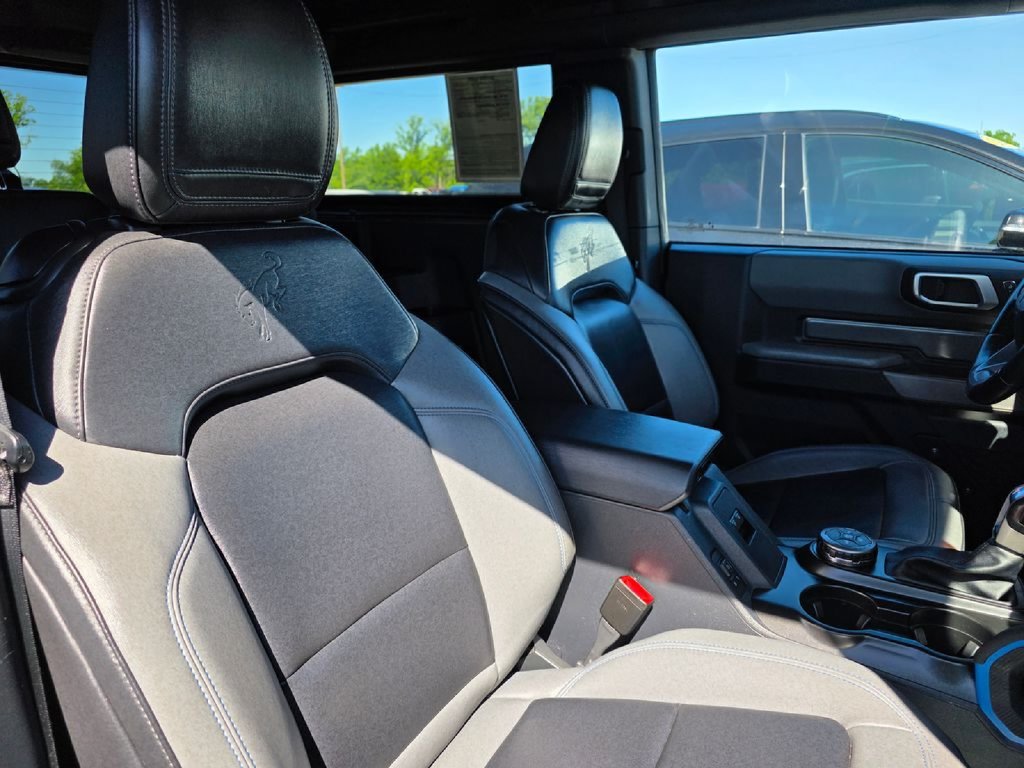 Used 2022 Ford Bronco Black Diamond AWD/4WD image 35