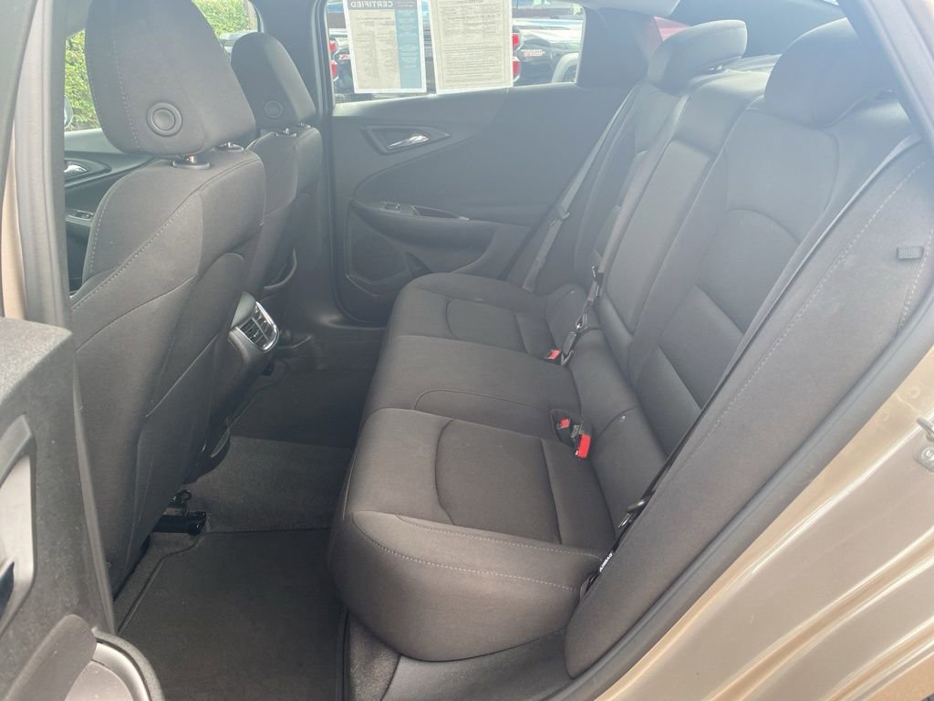 Used 2024 Chevrolet Malibu LT image 16