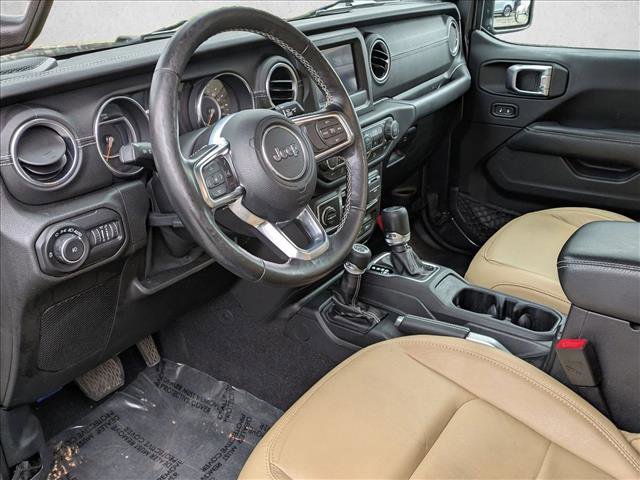 Used 2019 Jeep Wrangler Unlimited Sahara w/ Cold Weather Group image 10