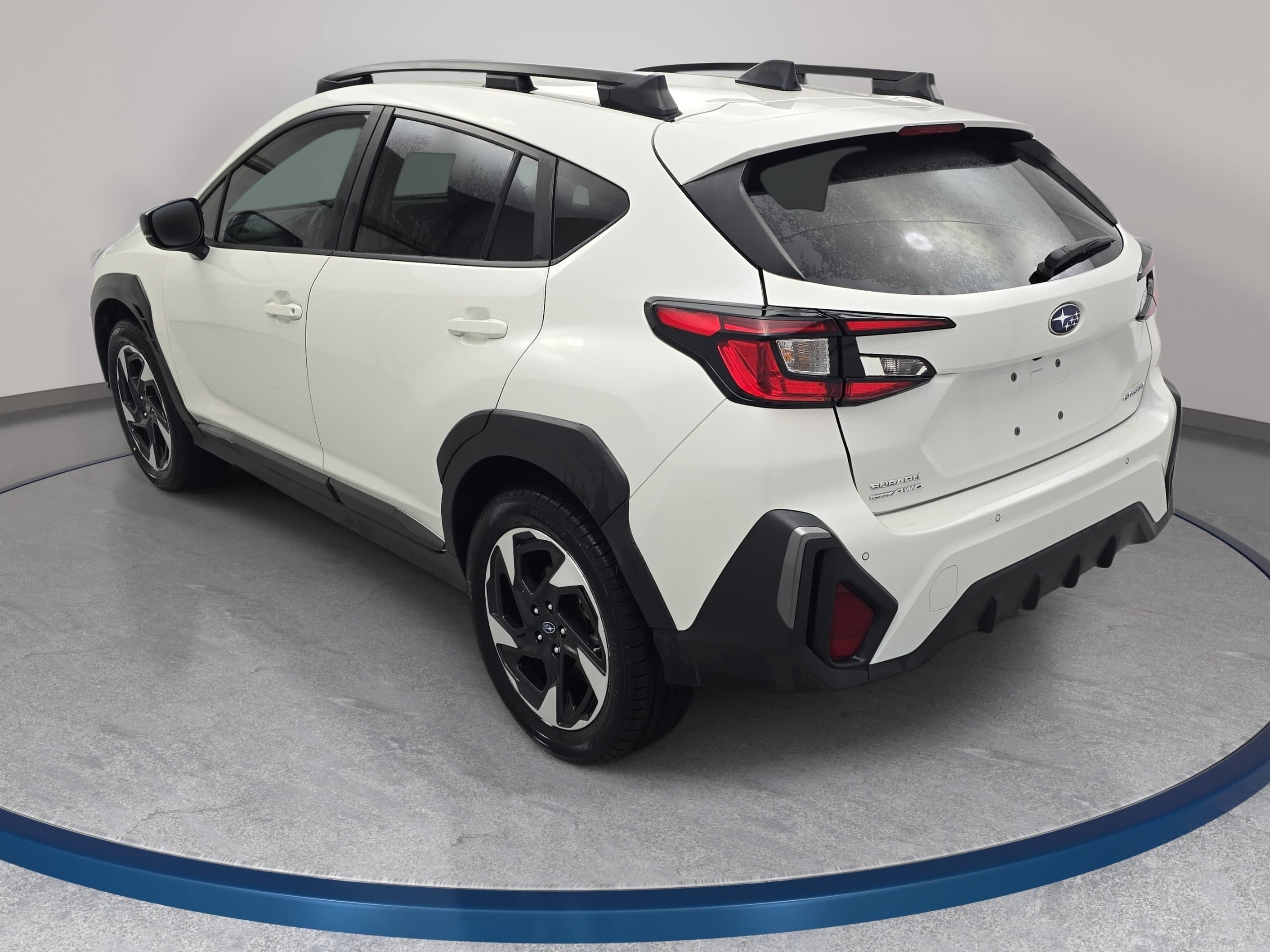 Used 2024 Subaru Crosstrek 2.5i Limited w/ Crosstrek Mirror Package AWD/4WD image 7