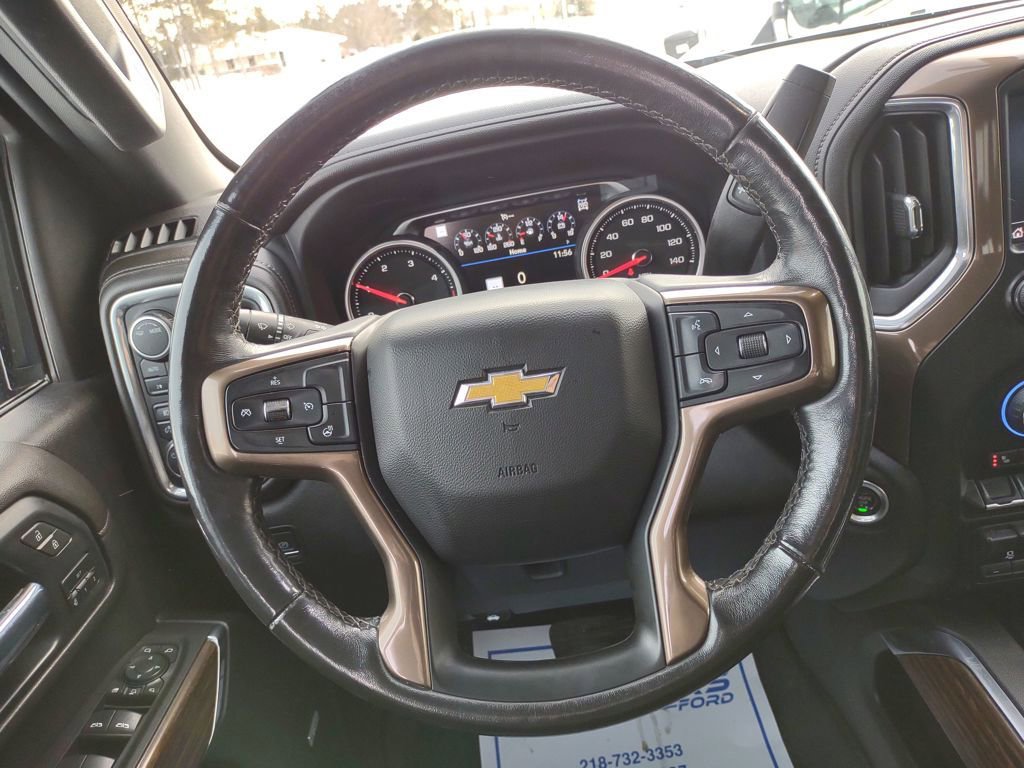 Used 2022 Chevrolet Silverado 3500 High Country image 14