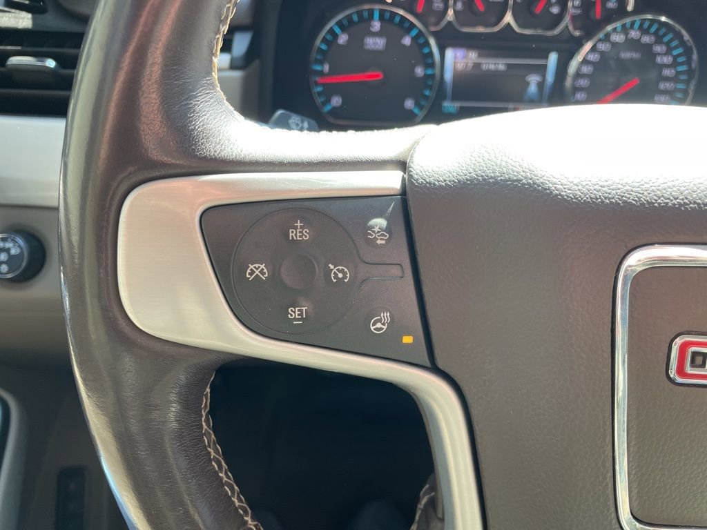 Used 2018 GMC Yukon XL SLT w/ Open Road Package AWD/4WD image 30
