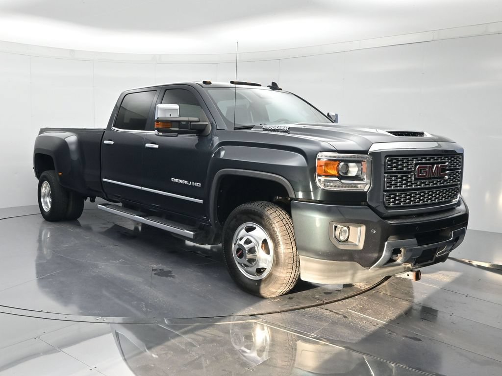 Used 2018 GMC Sierra 3500 Denali w/ Duramax Plus Package AWD/4WD image 2