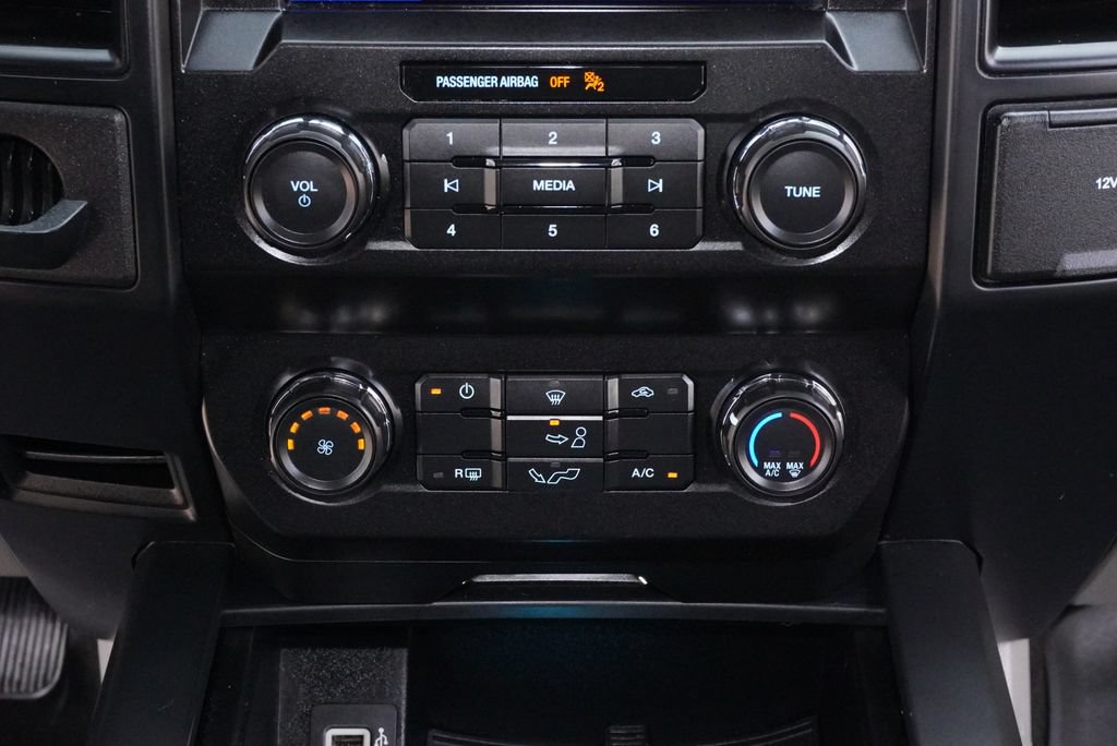 Used 2020 Ford F150 XL w/ Equipment Group 101A Mid RWD image 17