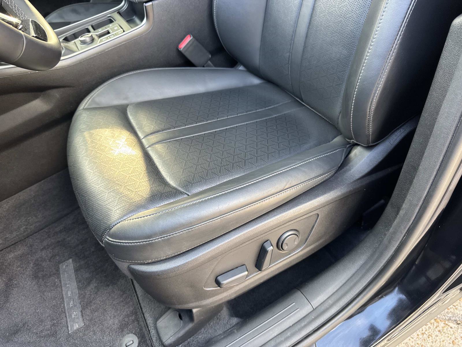 Used 2023 Kia Sorento X-Line EX image 16