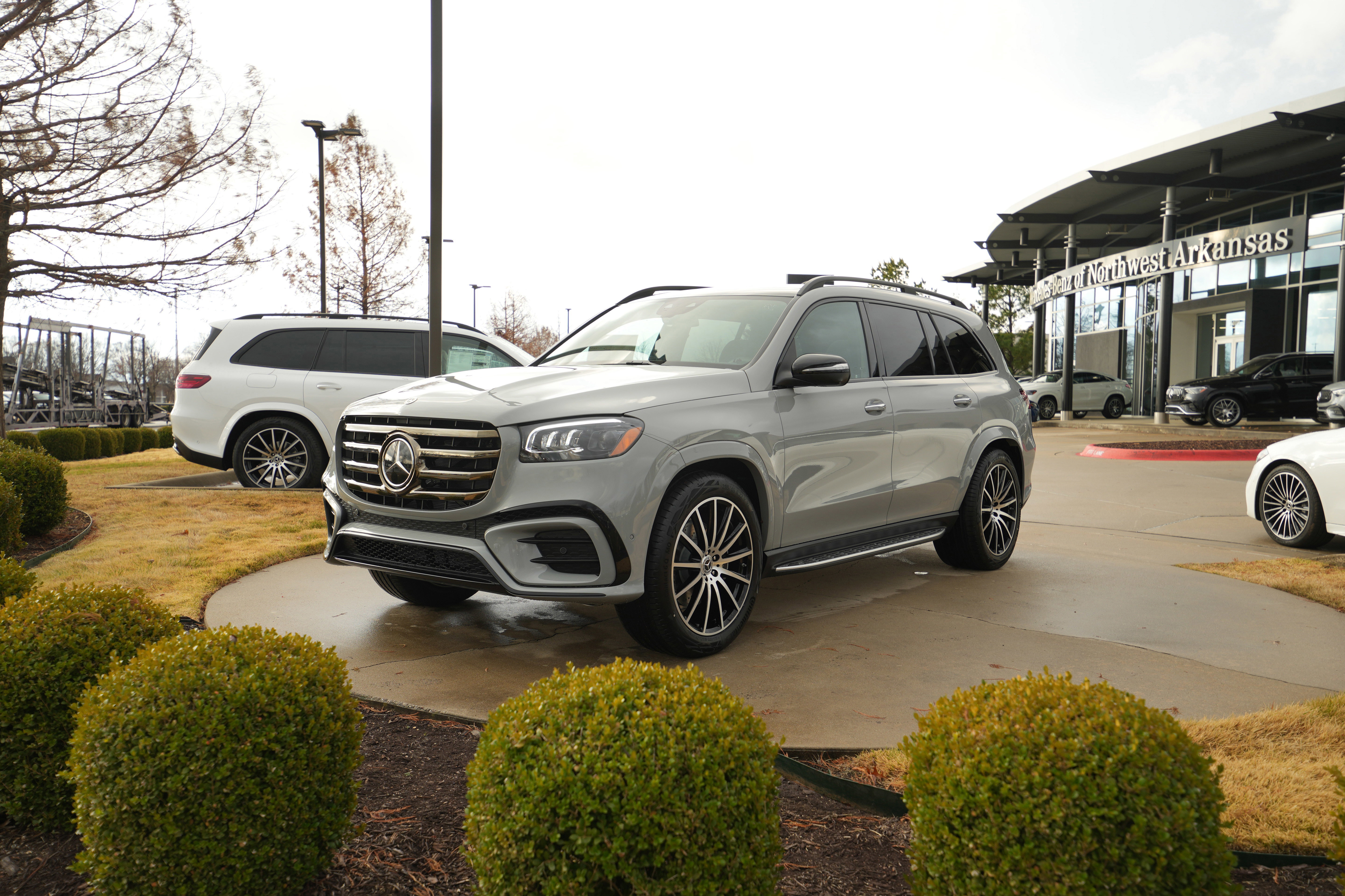 New 2026 Mercedes-Benz GLS 450 4MATIC image 3