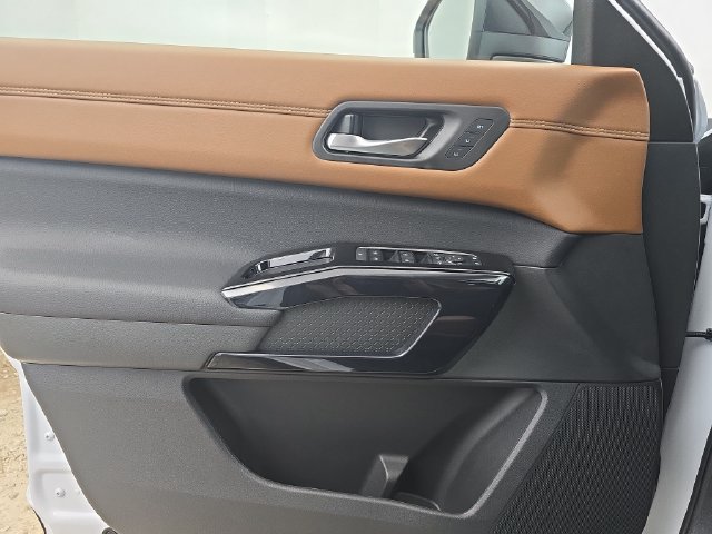 New 2026 Nissan Pathfinder Platinum FWD image 36