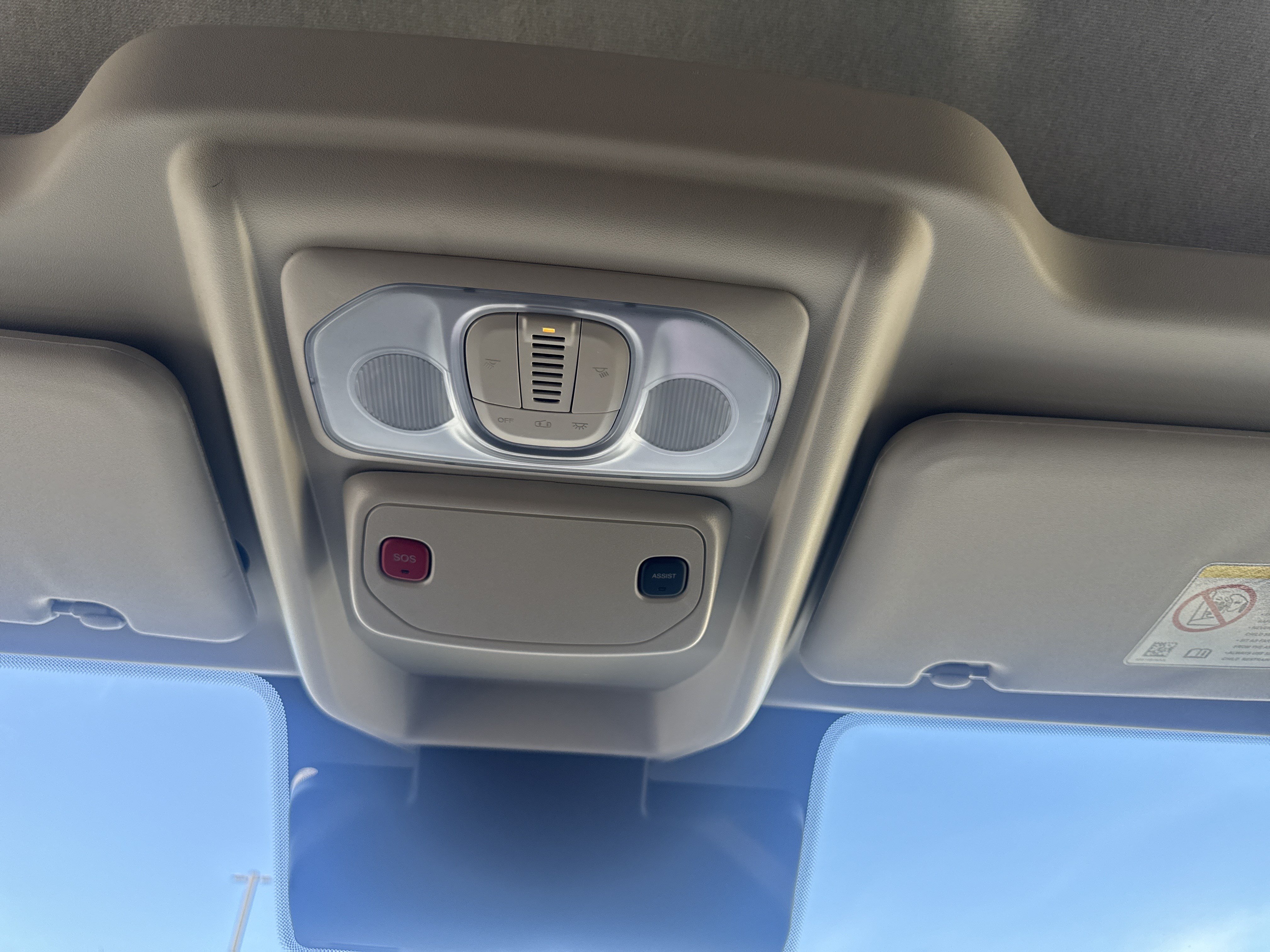 New 2026 RAM ProMaster 3500 w/ Crew Van Package FWD image 24