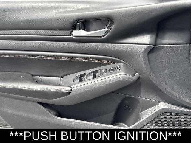 Used 2022 Nissan Altima 2.5 SR AWD/4WD image 9
