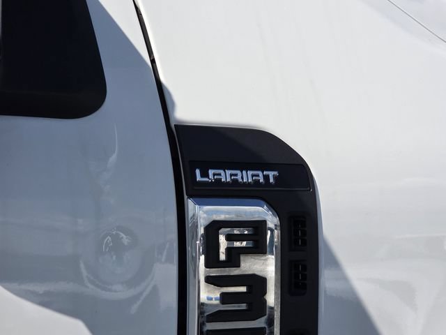 Used 2023 Ford F350 Lariat w/ Lariat Ultimate Package AWD/4WD image 35