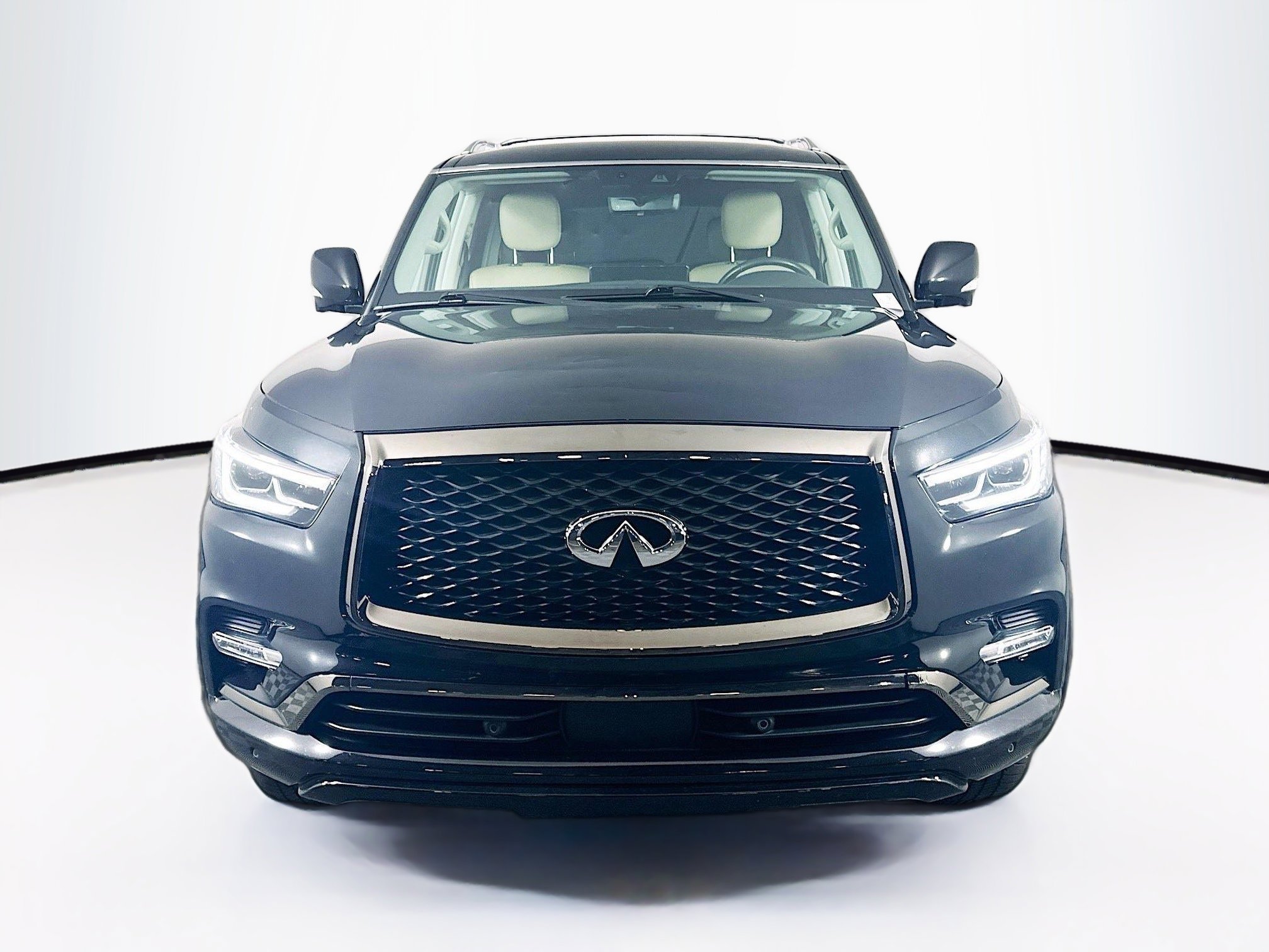 Used 2023 INFINITI QX80 Premium Select w/ Cargo Package AWD/4WD image 2