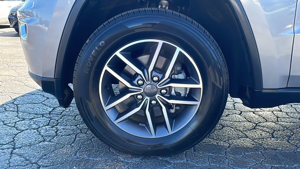 Used 2020 Jeep Grand Cherokee Limited image 14