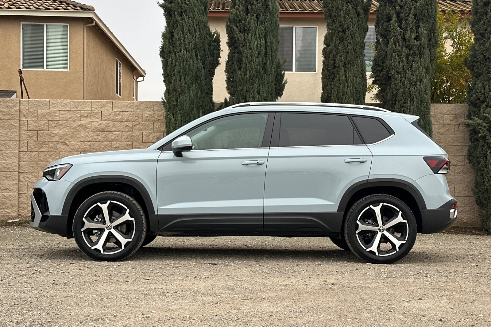 New 2026 Volkswagen Taos SEL image 7