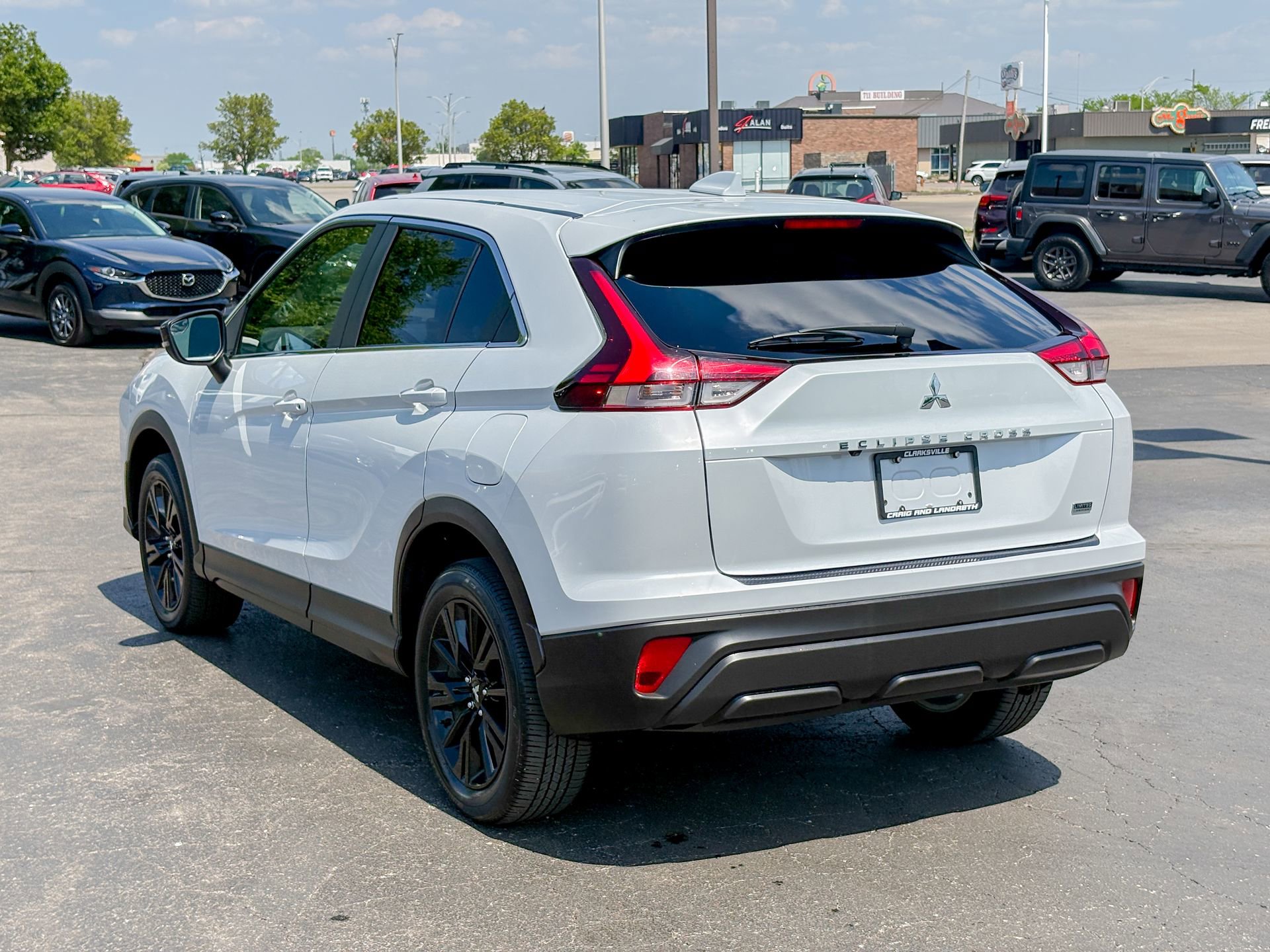 Used 2023 Mitsubishi Eclipse Cross LE AWD/4WD image 11