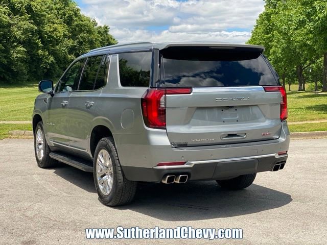 Used 2025 GMC Yukon Denali AWD/4WD image 5