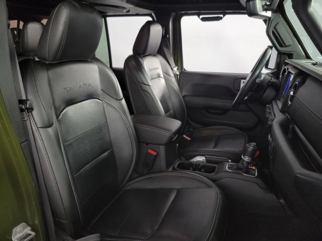 Used 2022 Jeep Wrangler Unlimited Sahara AWD/4WD image 16