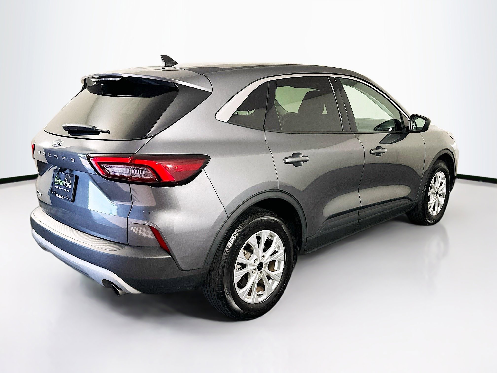 Used 2023 Ford Escape Active image 9