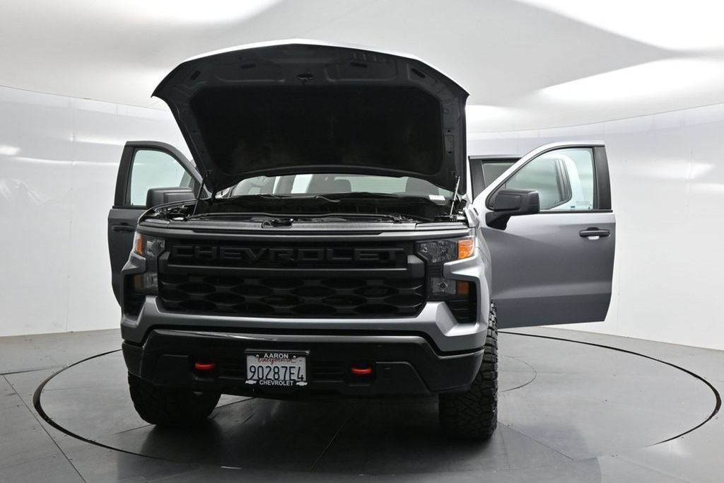 Used 2025 Chevrolet Silverado 1500 Custom Trail Boss w/ LPO, Dark Essentials Package AWD/4WD image 38
