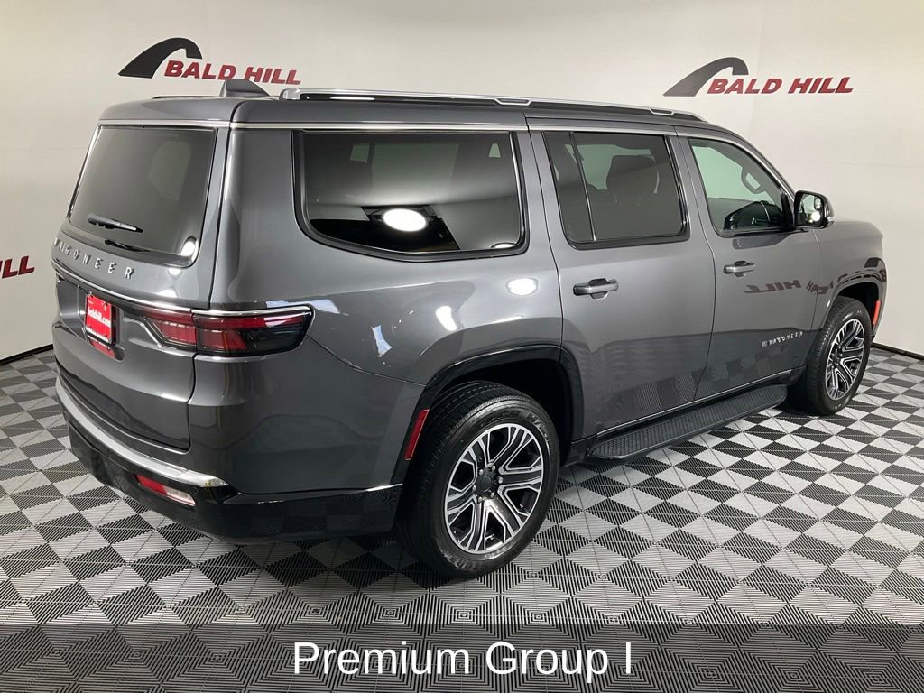 Used 2023 Jeep Wagoneer 4WD w/ Premium Group I image 8