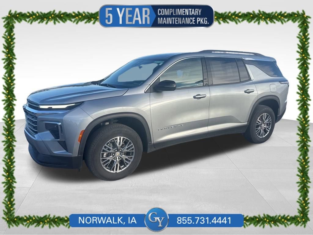 Used 2025 Chevrolet Traverse LT image 1