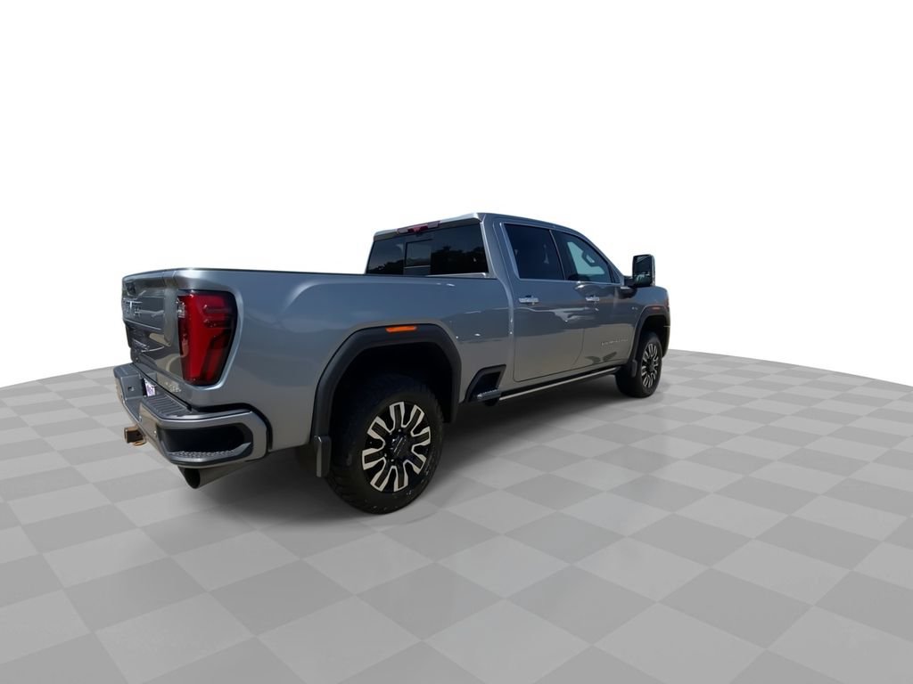 Used 2024 GMC Sierra 3500 Denali Ultimate AWD/4WD image 2