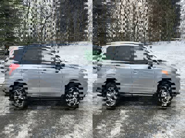 Used 2015 Subaru Forester 2.5i Touring w/ Eyesight & Navigation System image 3