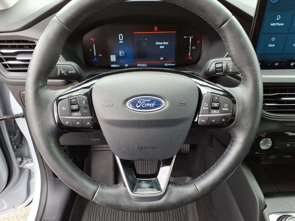 Used 2025 Ford Escape SE FWD image 13