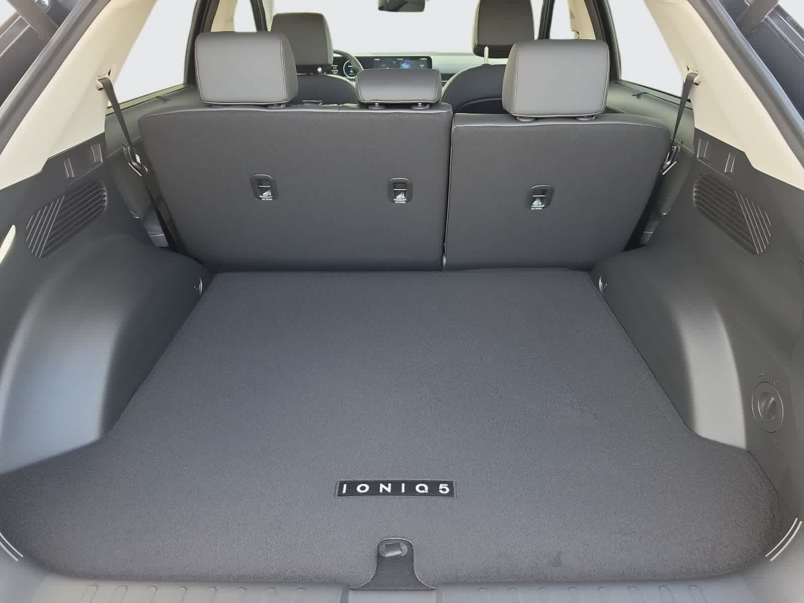 New 2027 Hyundai Ioniq 5 Limited RWD image 14