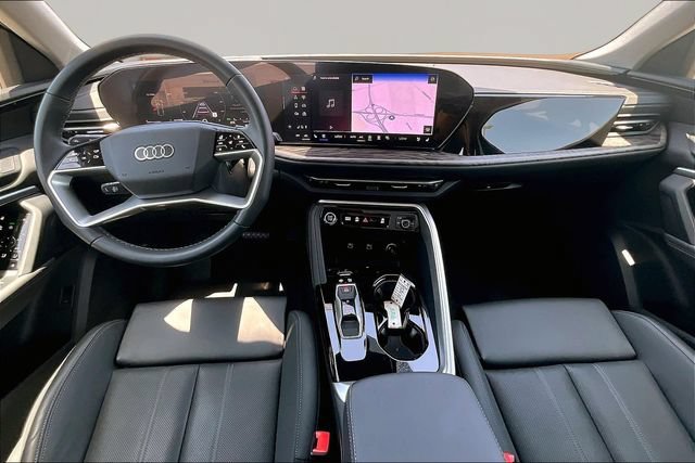 Used 2025 Audi Q5 Premium Plus w/ Premium Plus AWD/4WD image 15