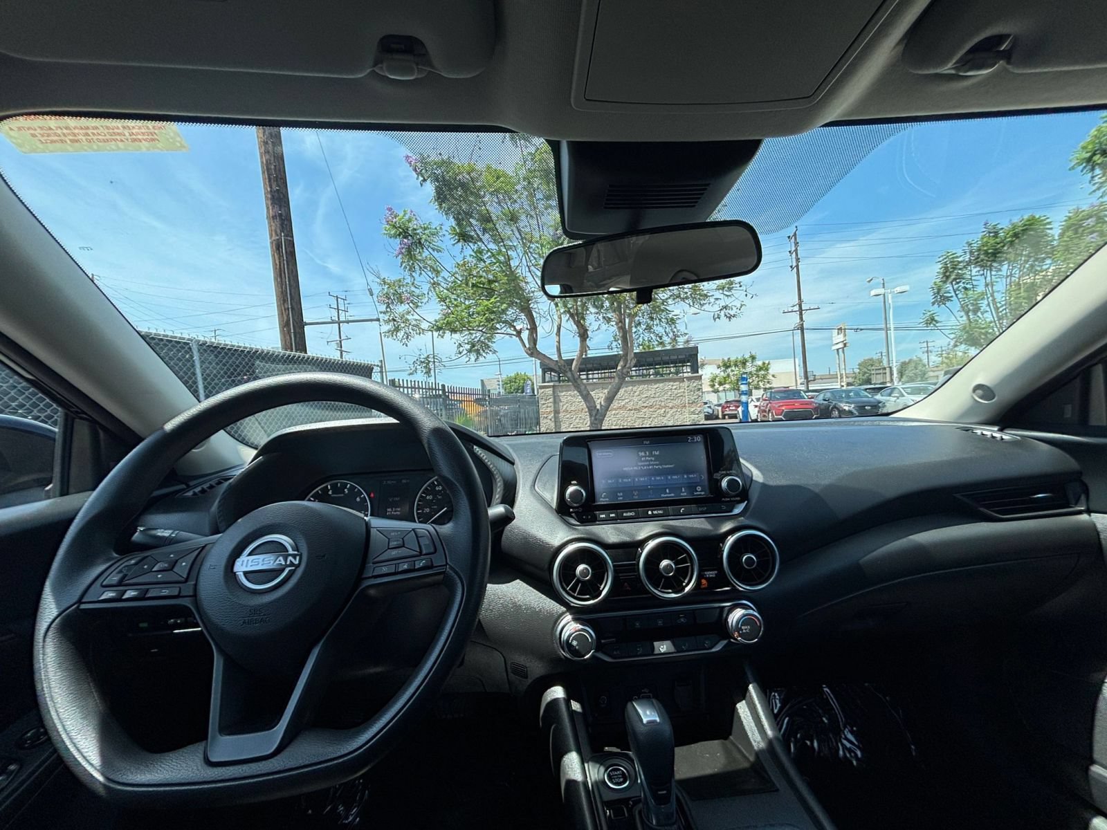 Used 2025 Nissan Sentra S FWD image 33