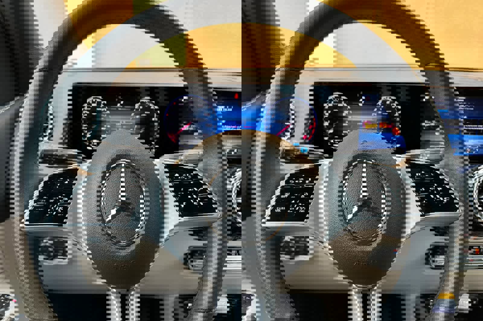 Certified 2025 Mercedes-Benz GLB 250 image 22