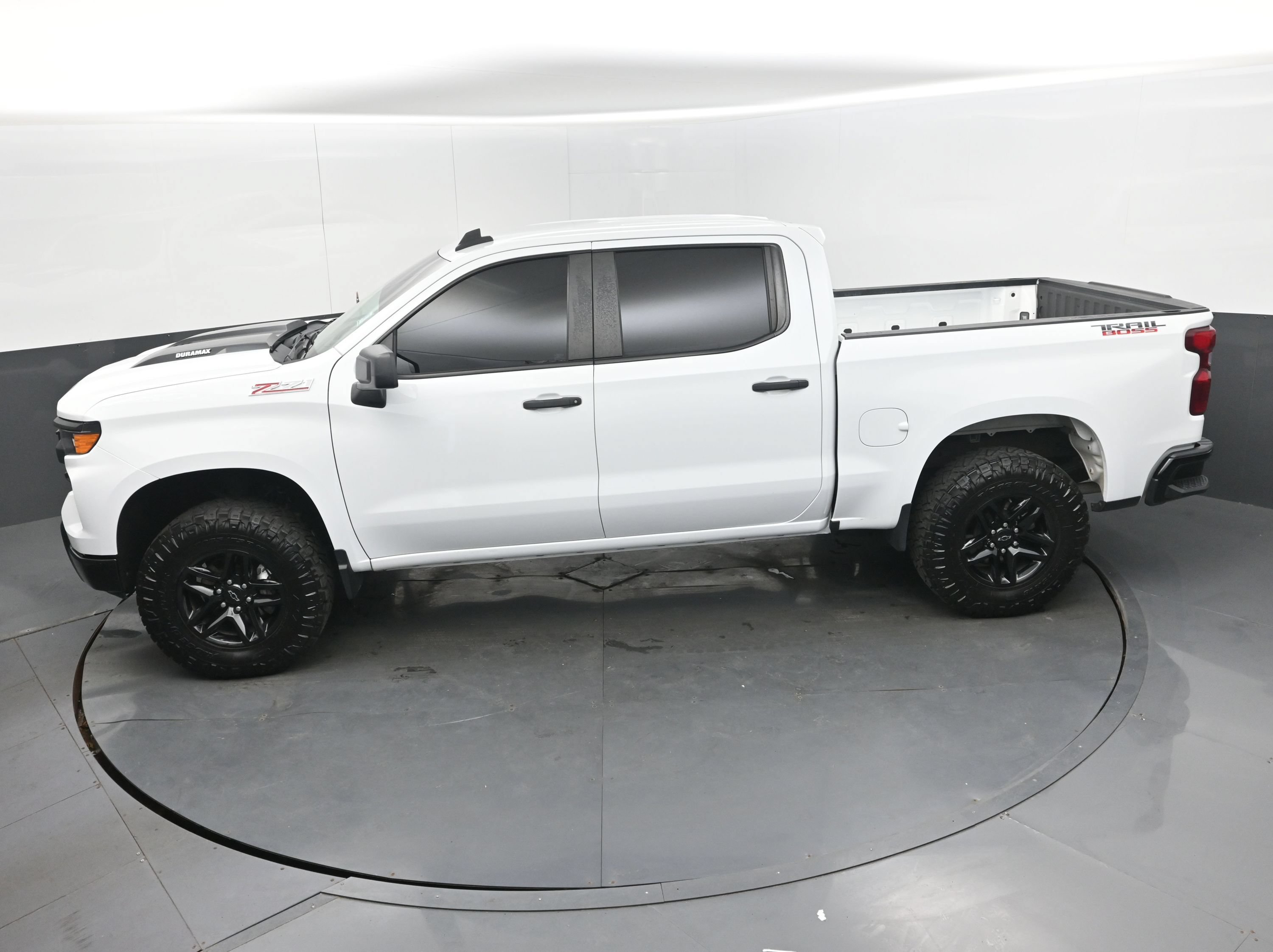 Used 2022 Chevrolet Silverado 1500 Custom Trail Boss w/ LPO, Dark Essentials Package AWD/4WD image 42