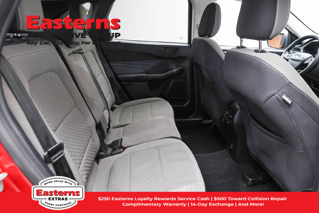 Used 2022 Ford Escape SE w/ Convenience Package FWD image 26