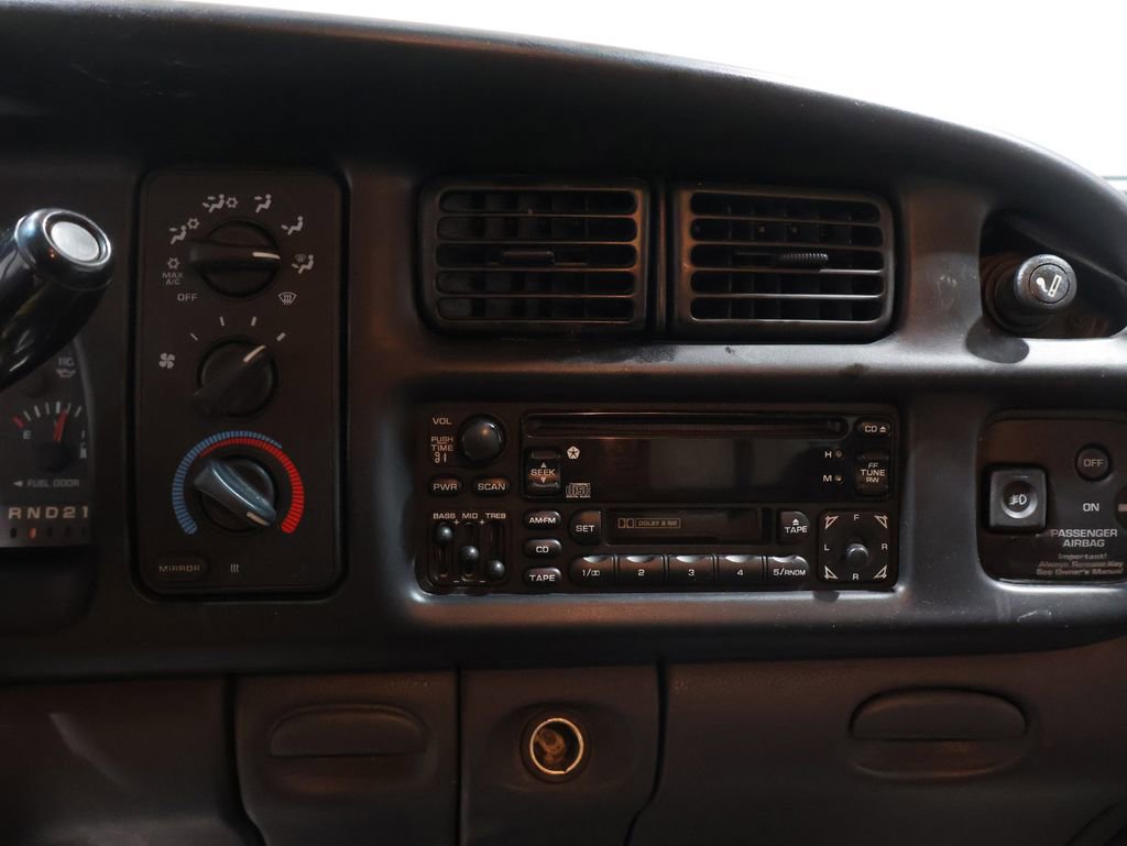 Used 1998 Dodge Ram 1500 Truck ST image 23