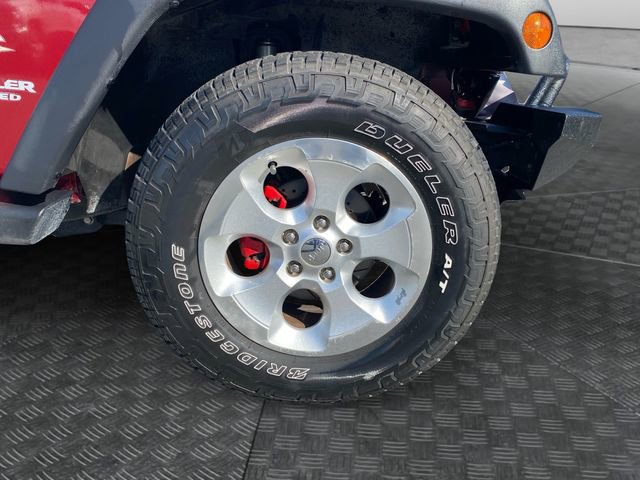 Used 2013 Jeep Wrangler Unlimited Sahara w/ Trailer Tow Group image 32