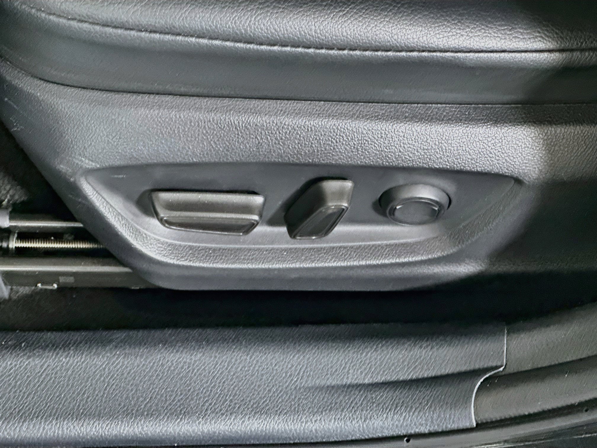 Certified 2023 Toyota Camry SE FWD image 13