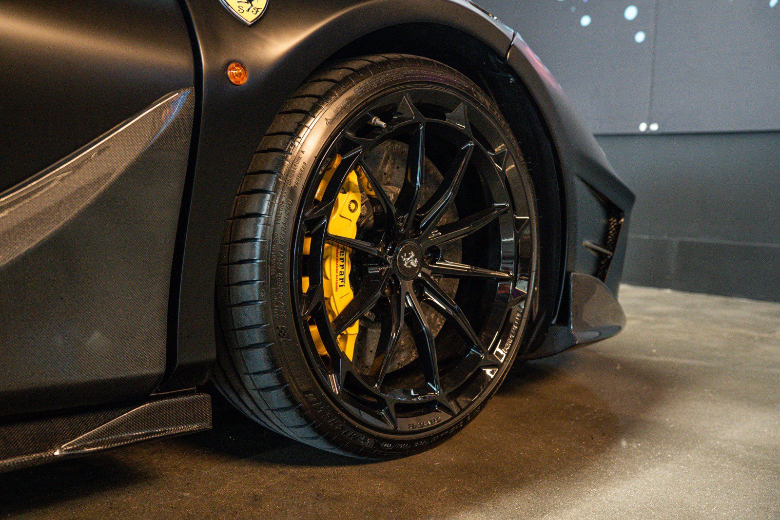 Used 2016 Ferrari 488 GTB RWD image 19