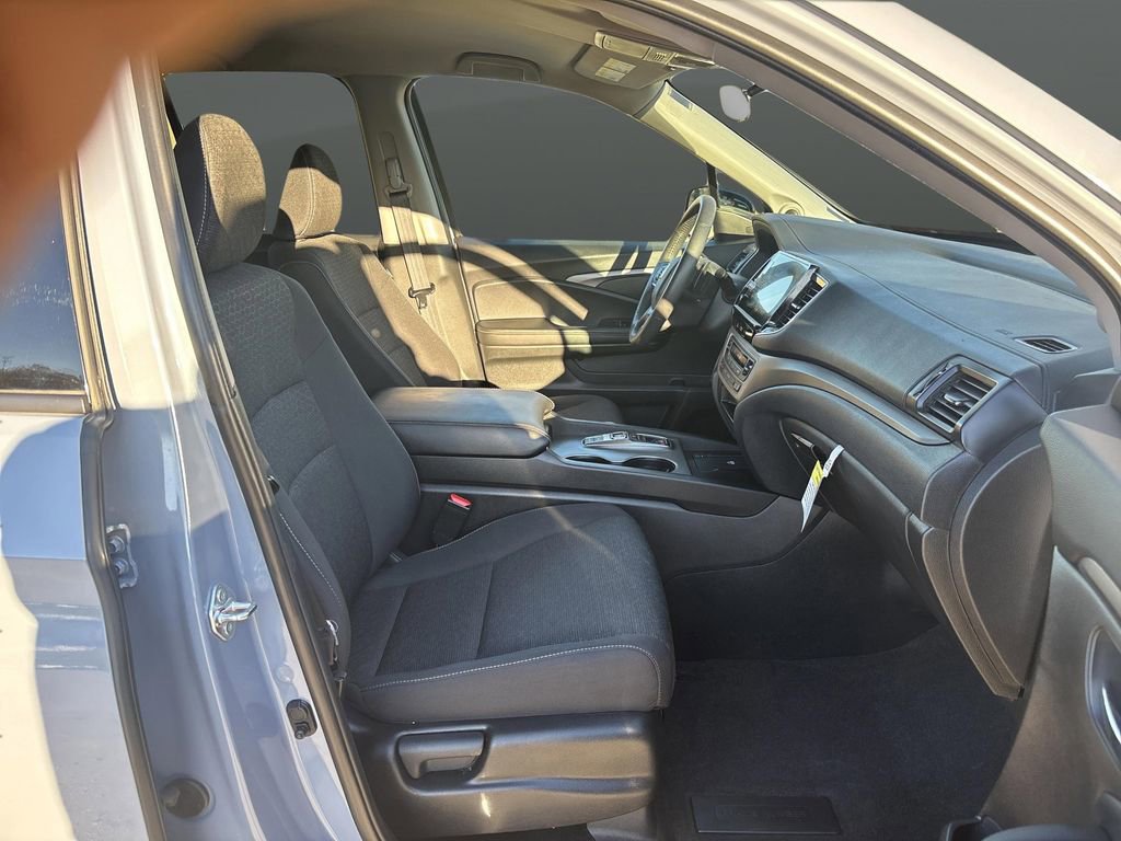 Certified 2024 Honda Ridgeline Sport image 27