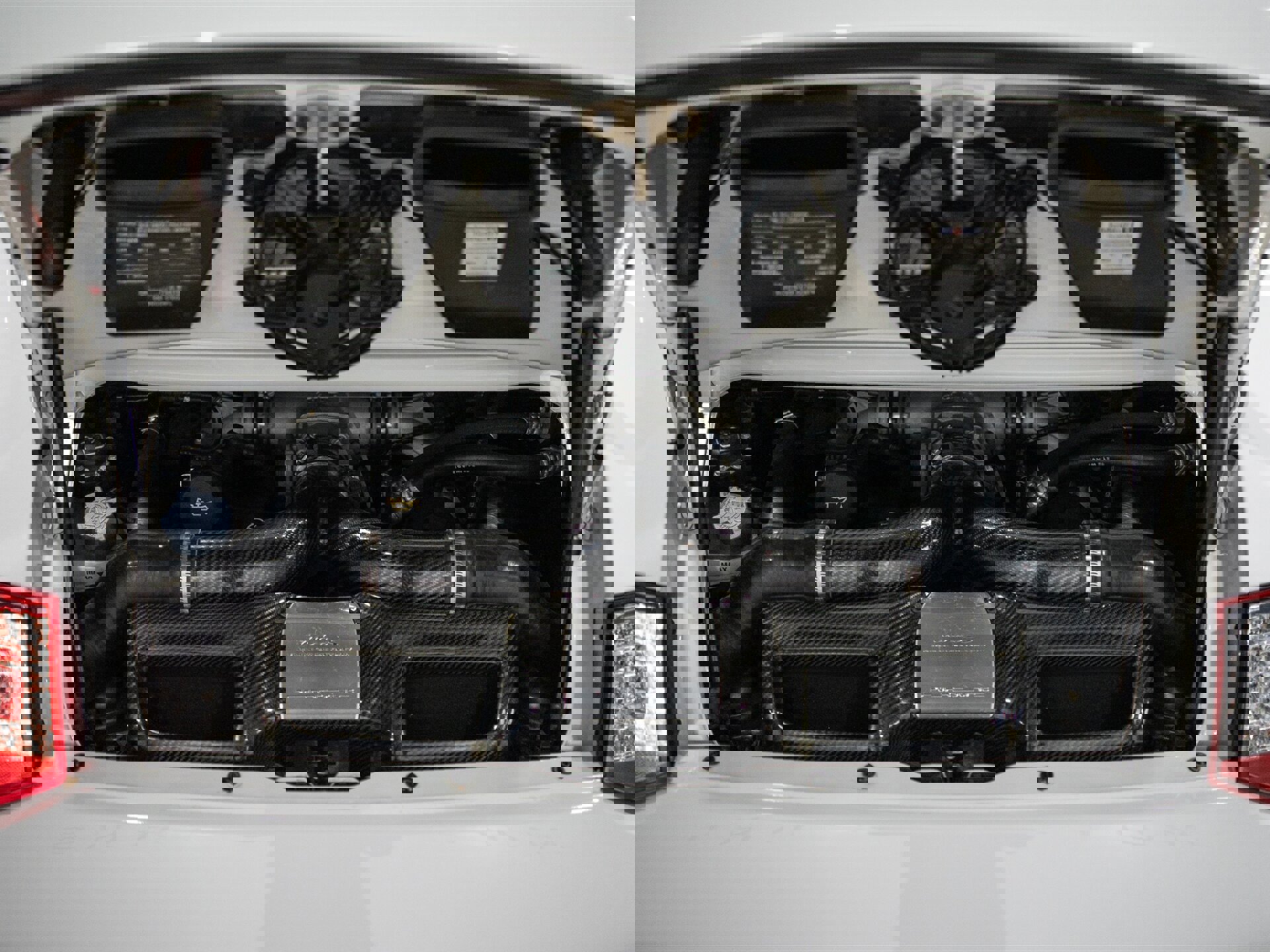 Used 2013 Porsche 911 Turbo S image 32