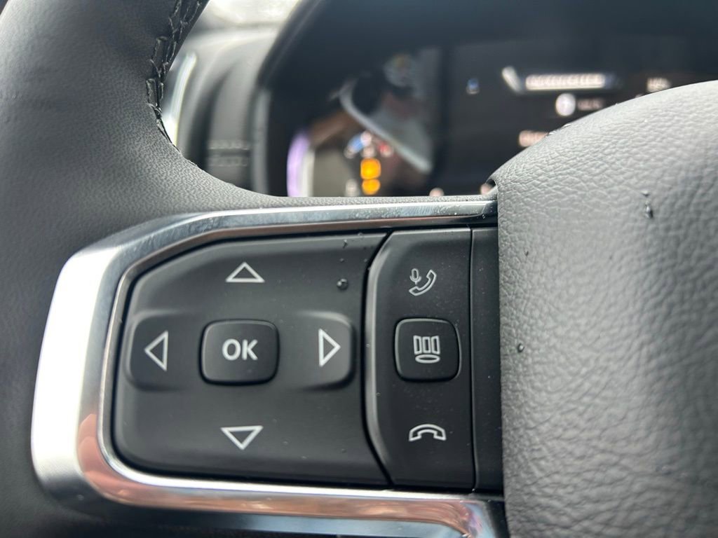 New 2026 RAM 3500 Laramie AWD/4WD image 17